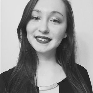 Meet your Posher, Holly